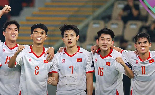 Thưởng nạp lại và hoàn trả hàng tuần cho cá cược thể thao